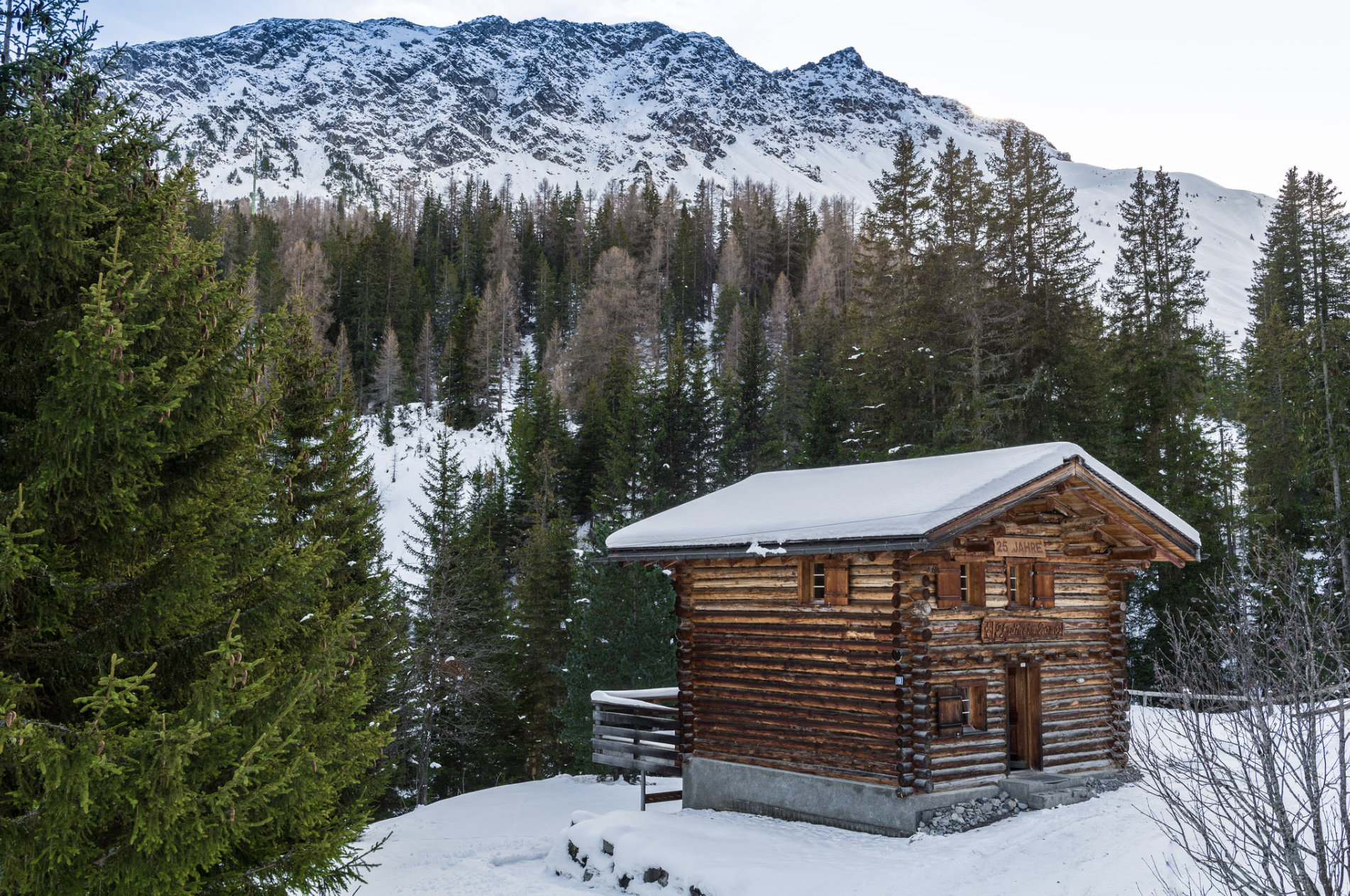 winter accommodation in Arosa pfadiheim draussen